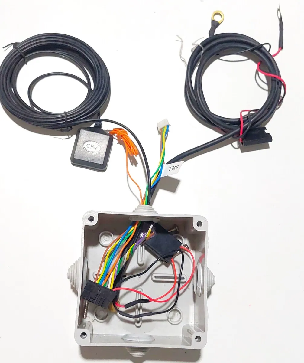 01.04.04 KIT GPS ESTANCO GTE S15 A S17 KIT GPS ESTANCO GTE S15 A S17 - Imagen 1